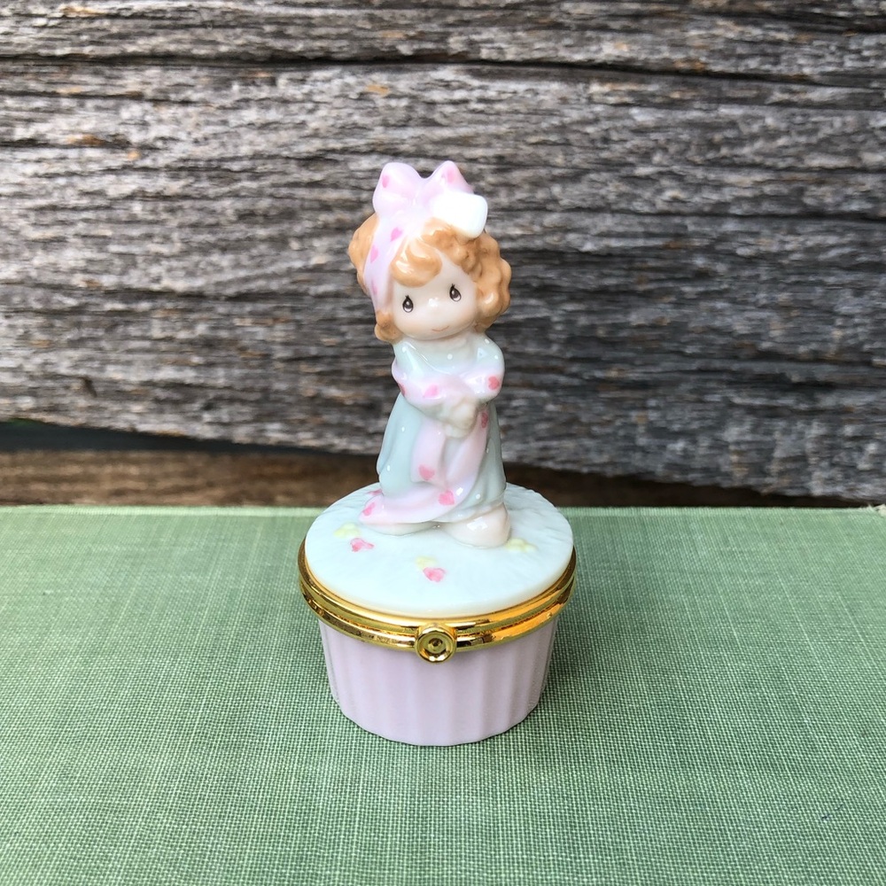 Precious Moments Pink and Gold Trinket Box tooth fairy Pill box Sad eyes Hinged